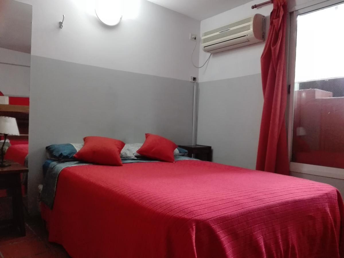 Charcas Hostel Buenos Aires Bagian luar foto