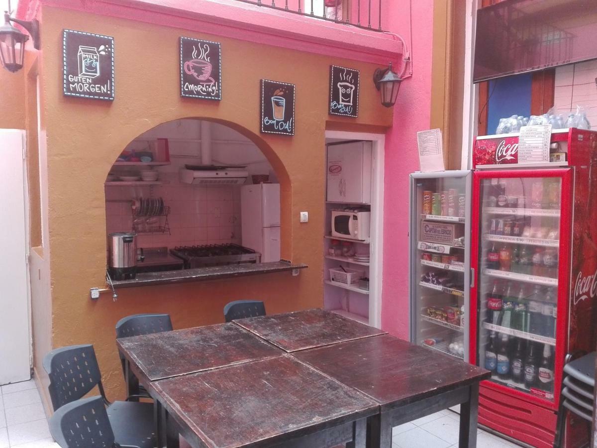 Charcas Hostel Buenos Aires Bagian luar foto