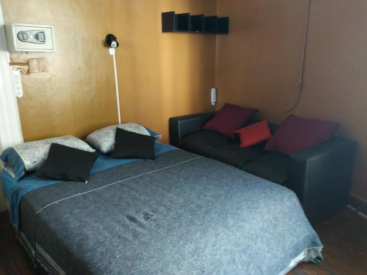 Charcas Hostel Buenos Aires Bagian luar foto